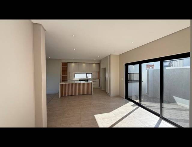 3 BEDROOM HOUSE FOR SALE IN FOUNTAINBROOK ESTATE